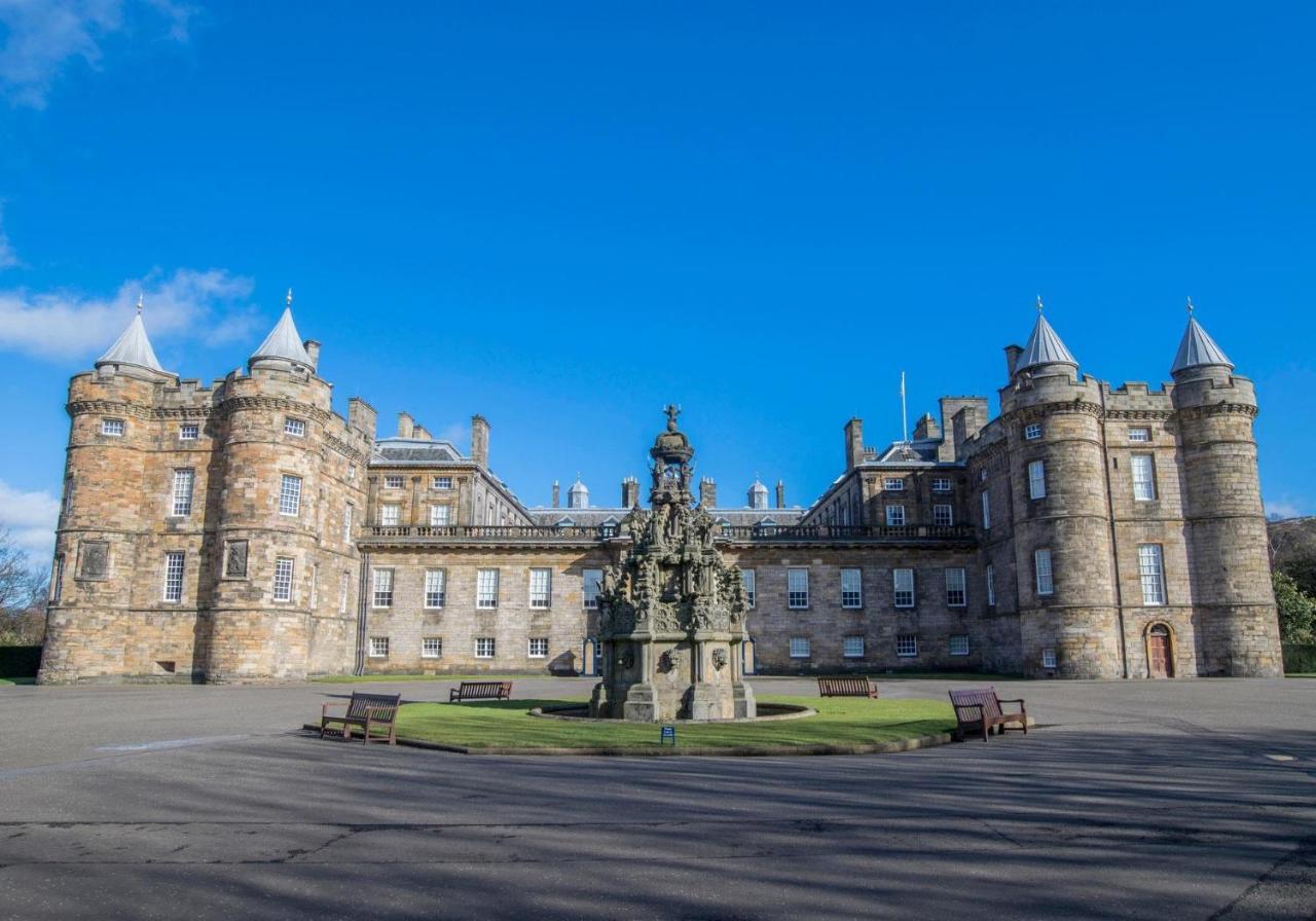 Lovely 3 Bedroom Apartment - Free Parking Edinburgh Exterior photo